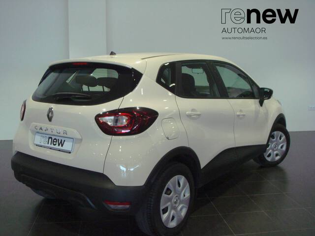 Outside Captur Diesel  BEIGE