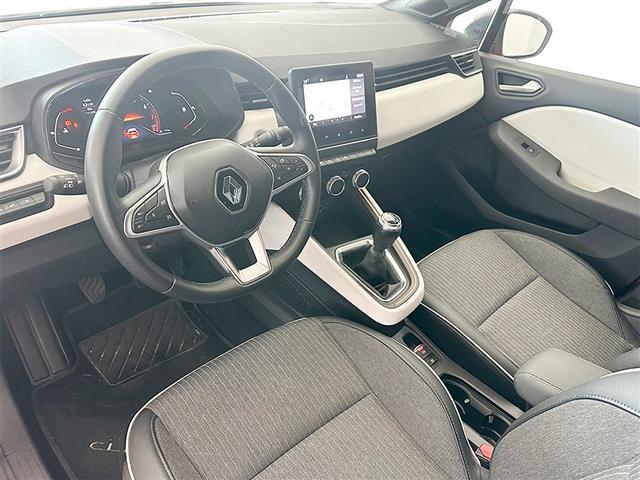 RENAULT Clio V 2019 00093991_VO38013437