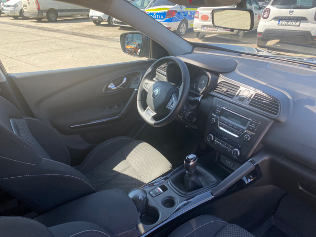 Exterior KADJAR  ALBASTRU