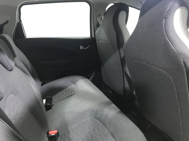 Inside Zoe  Blanco Quartz