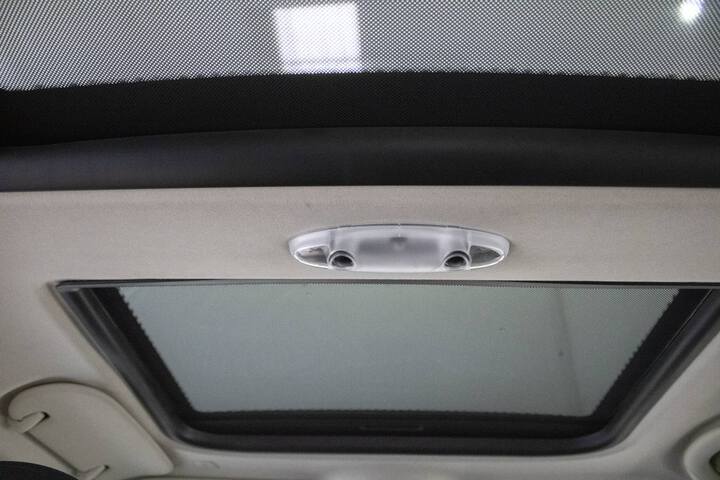 Inside  F60 Countryman Diesel  Midnight Black