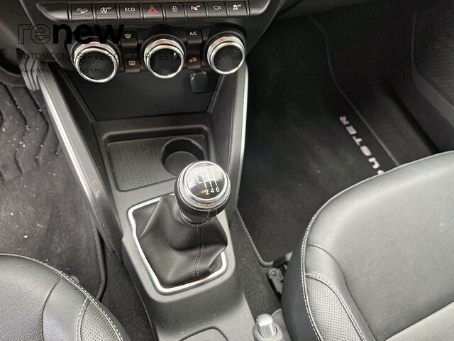 Inside Duster  GRIS