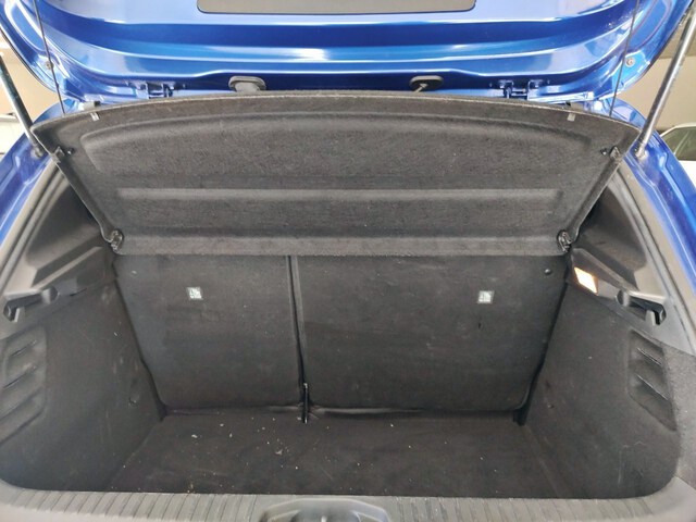 Inside Clio  AZUL