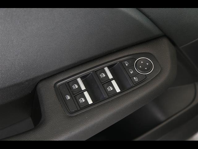 RENAULT Clio V 2019 04596908_VO38013034