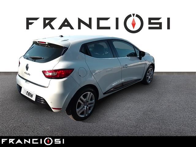 RENAULT Clio 00025483_VO38013018