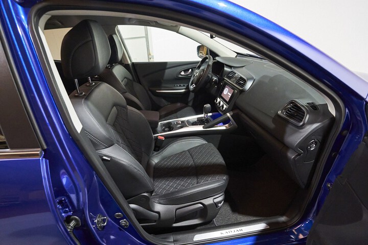Inside Kadjar Diesel  Azul Rayo