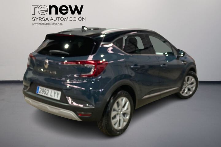Outside Captur  Azul Rayo con techo 