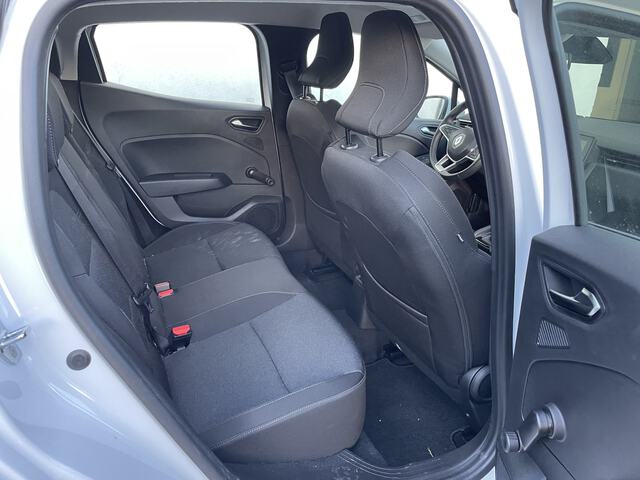 Inside Clio Gasolina/Gas  Blanco