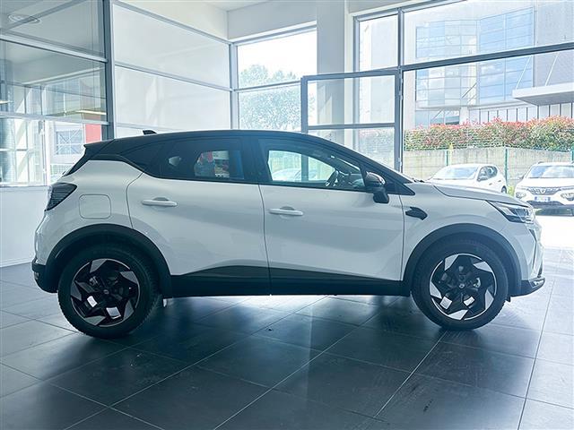RENAULT Captur 00052997_VO38013437