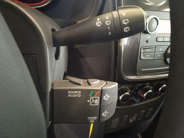 Inside Sandero Diesel  Blanco Glaciar