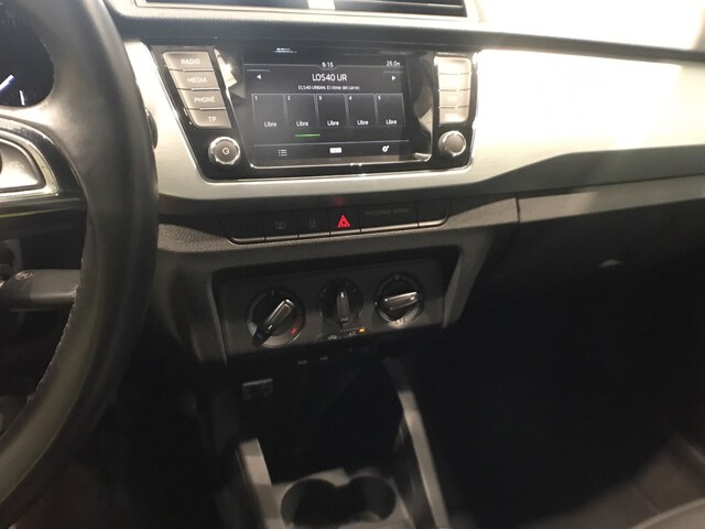 Inside Fabia  Plata Brillante