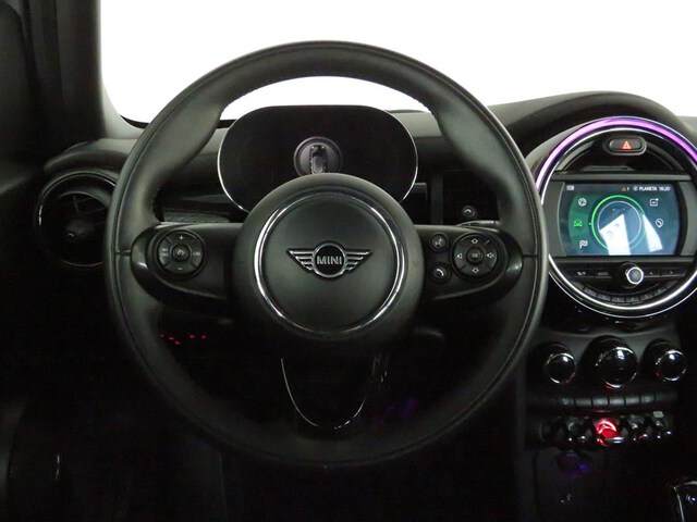 Inside  F60 Countryman  Moonwalk Grey