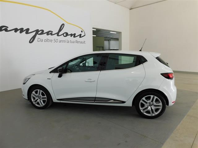 RENAULT Clio 03245887_VO38043894