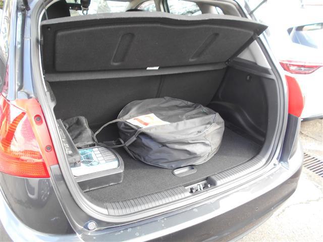 KIA MOTORS Venga 01242246_VO38043211