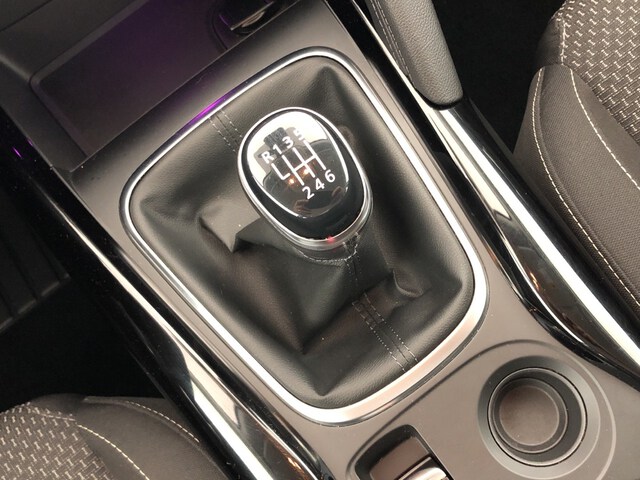 Inside Kadjar Diesel  Blanco Glaciar