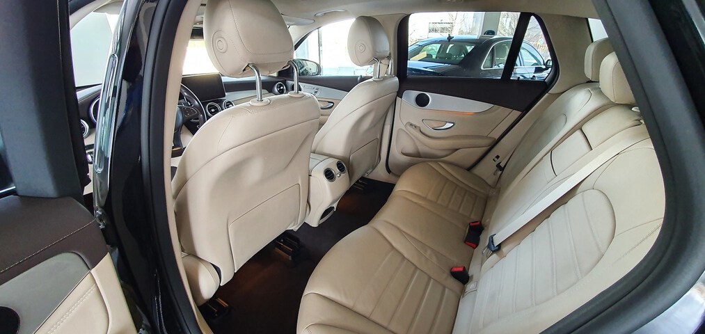 Inside Clase GLC X253 Diesel  Negro Obsidiana