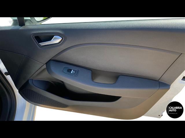 RENAULT Clio V 2019 00006116_VO38033579