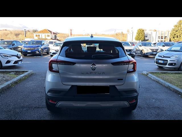 RENAULT Captur 02383080_VO38013041