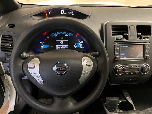 NISSAN Leaf 03222218_VO38043894