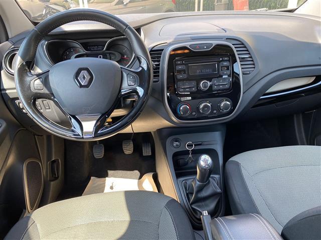 RENAULT Captur 02640282_VO38043366