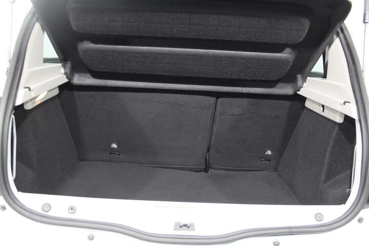 Inside Sandero Diesel  Blanco Glaciar