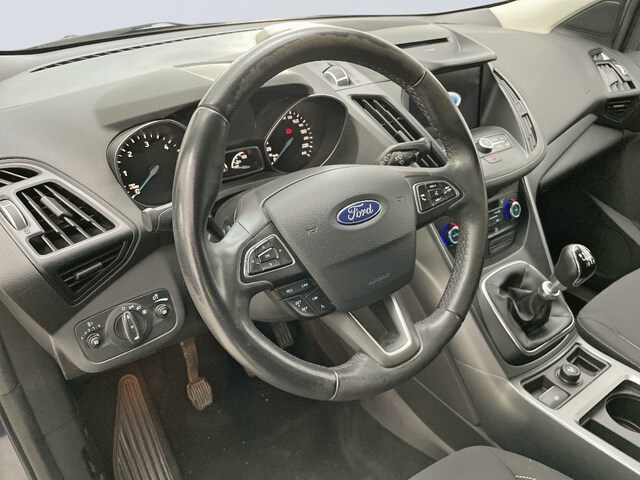 Inside Kuga Diesel  Azul impact