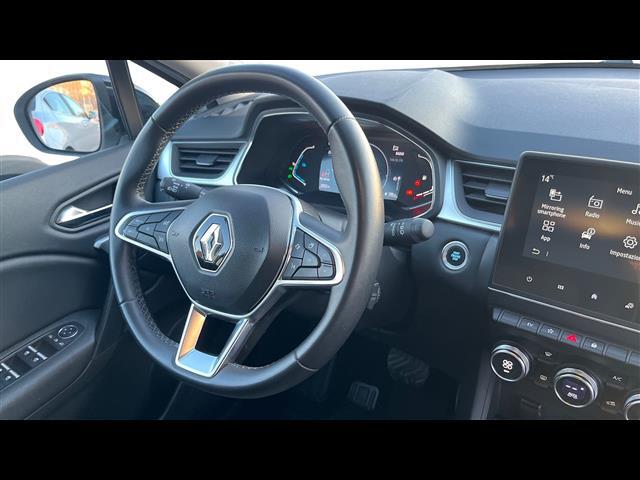 RENAULT Captur 00887760_VO38013477