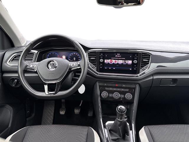 VOLKSWAGEN T Roc 2017 01514918_VO38053436