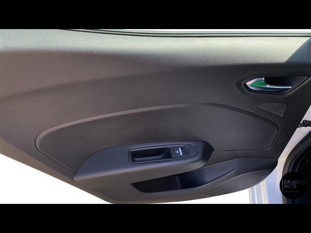 RENAULT Clio V 2019 00006116_VO38033579
