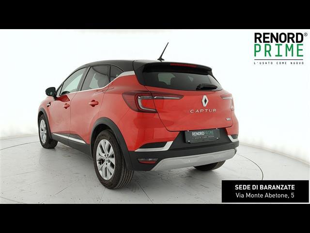 RENAULT Captur 00947619_VO38023732