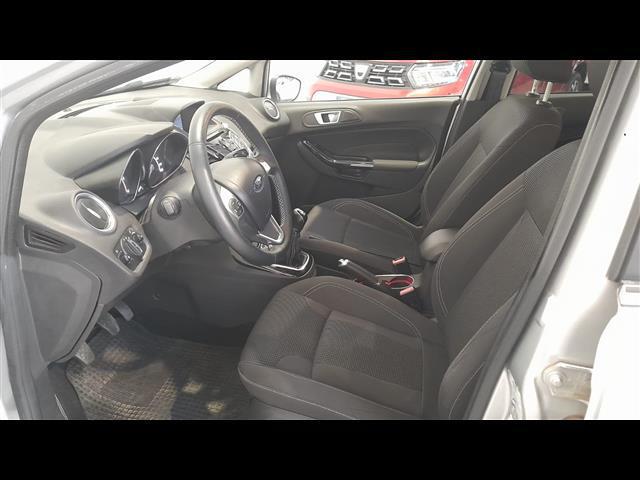 FORD Fiesta 02490623_VO38013041