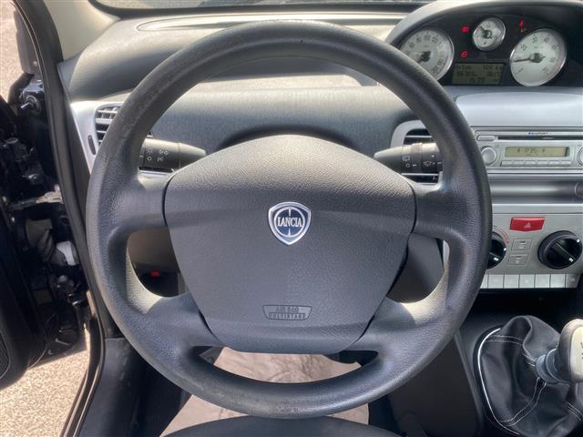 LANCIA Ypsilon 02640924_VO38043366