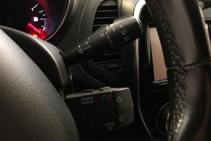 Inside Captur Diesel  Gris