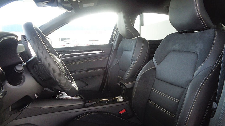 Inside Arkana Híbrido  Negro Sport