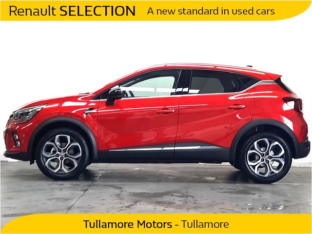 Exterior Captur  Red