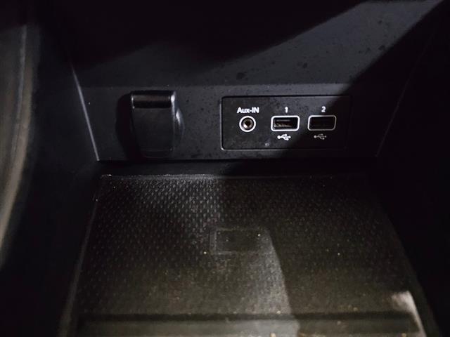 RENAULT Captur 02416181_VO38013170