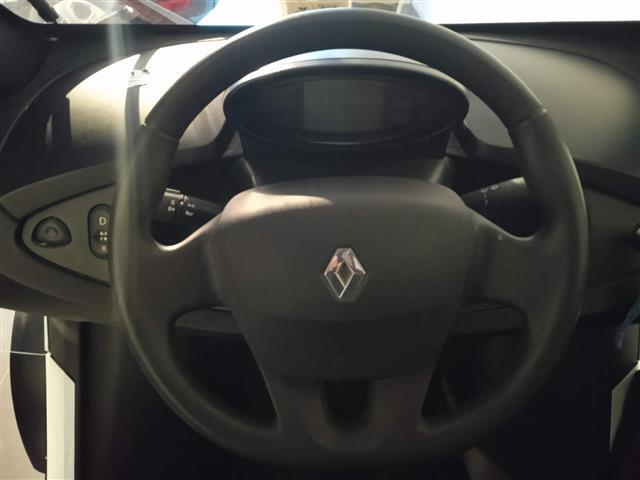 RENAULT FLUENCE Z.E. 00014302_VO38043670