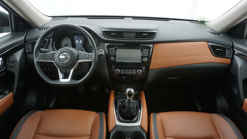 Inside X-Trail Diesel  Gris