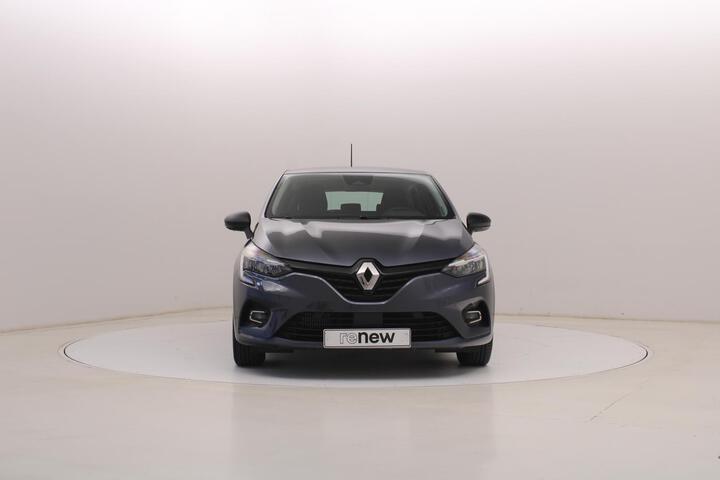 Outside Clio  Gris Titanium