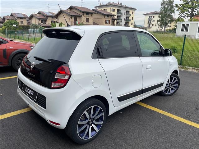 RENAULT Twingo 00384162_VO38023217