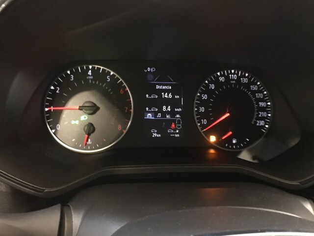 Inside Clio  Gris Titanium