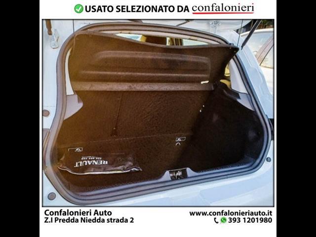 RENAULT Clio 00009488_VO38013165