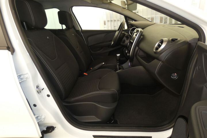 Inside Clio  Blanco