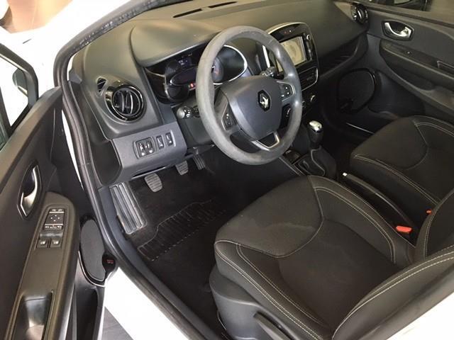 RENAULT Clio 00024026_VO38013404