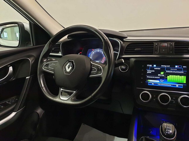 Inside Kadjar Diesel  Gris Highland