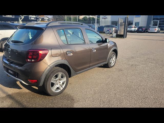 DACIA Sandero  Stepway 00187916_VO38023507