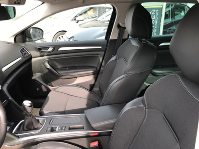 Exterieur Megane Grandtour  zwart