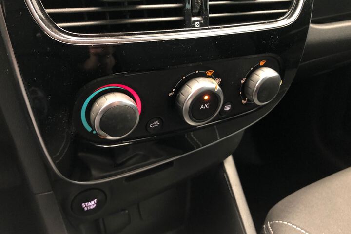 Inside Clio Diesel  Blanco