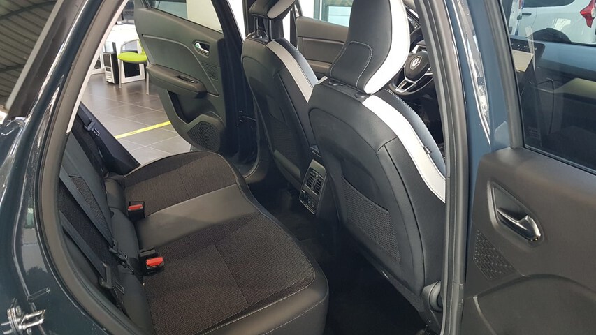 Inside Captur  Azul
