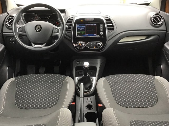 Inside Captur  Naranja Atakama